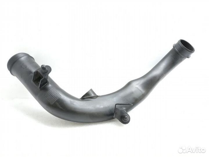 Патрубок воздушного фильтра Volvo Xc70 3 2.4