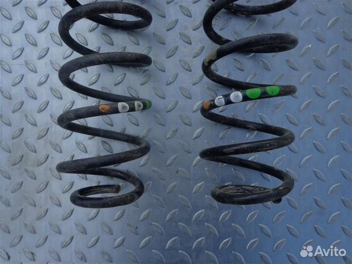 Пружина задняя VW Polo 5