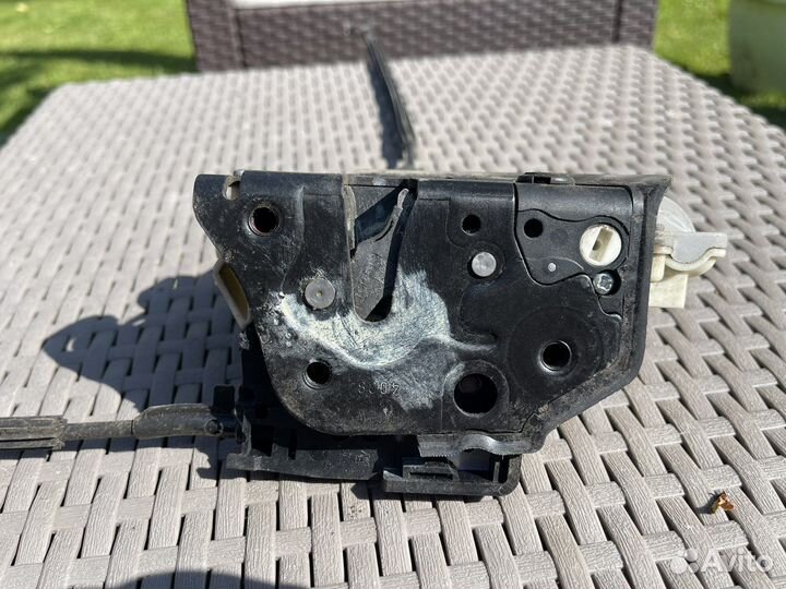 Замок двери Volkswagen CZ3C4839016A