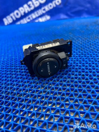 Блок управления зеркалами Kia Rio 3 седан 2013