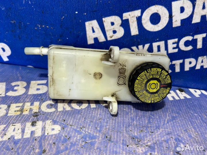 Бачок для тормозной жидкости Peugeot 308 хэтчбек