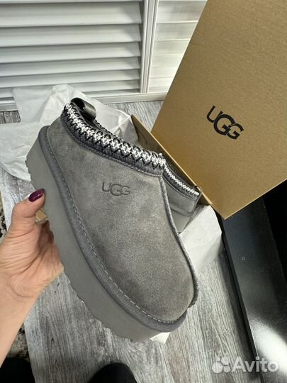 Ugg tasman slipper