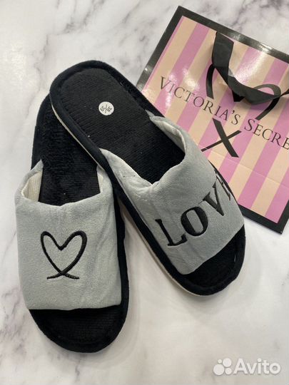 Домашние тапочки в стиле VS