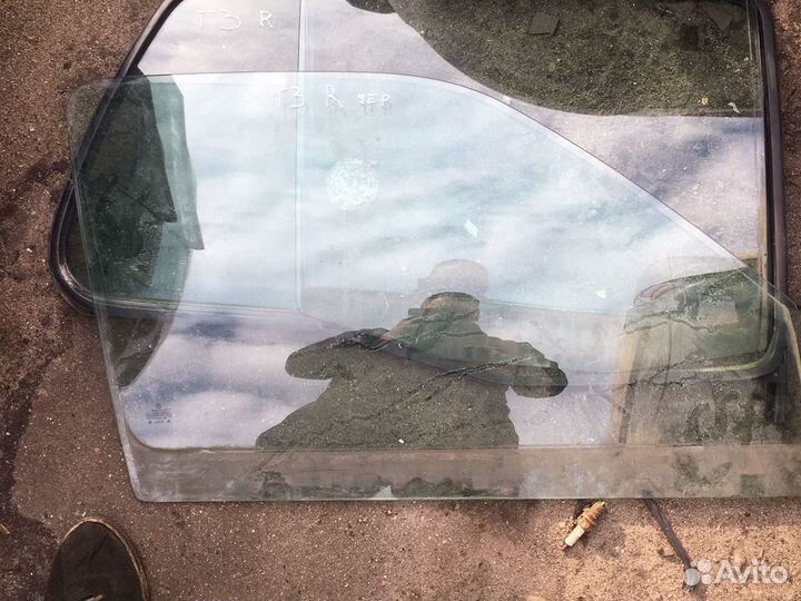 Стёкла VW водительское стекло В5 В5+