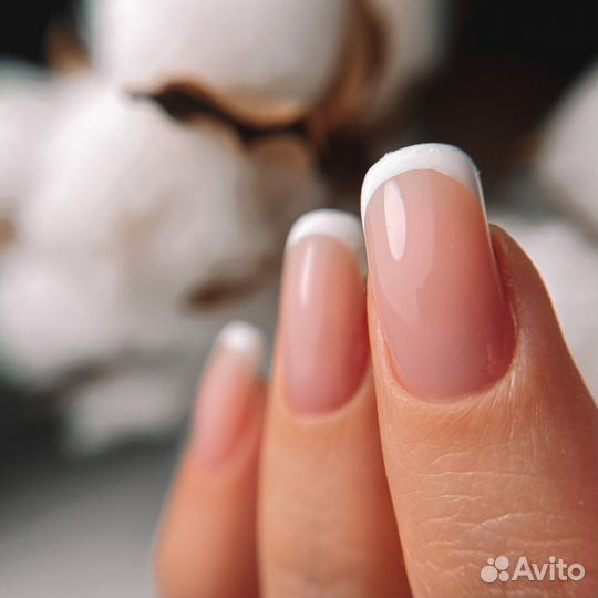 Маникюр, покрытие гель лаком