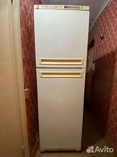 Холодильник бу stinol 110