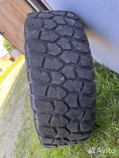Bfgoodrich Mud-Terrain T/A KM2 285/75 R16