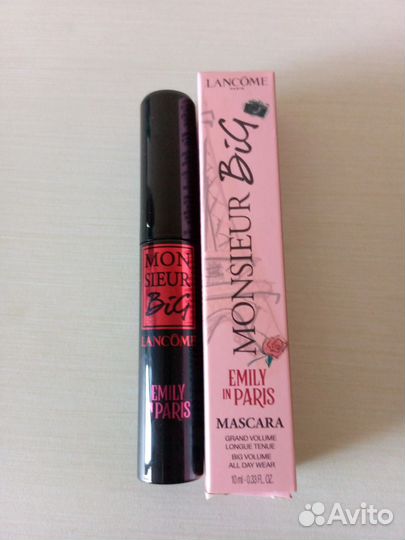 Тушь и косметичка Lancome Эмили в Париже