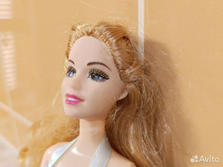 Кукла Барби