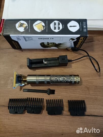 Триммер для усов и бороды