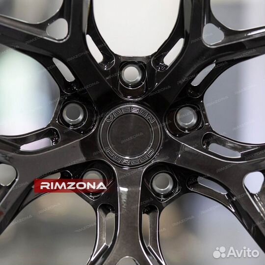 Кованые диски R22 на BMW X6 G06