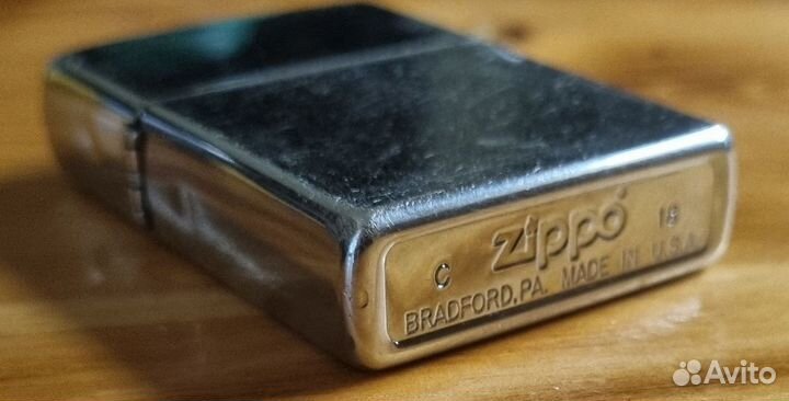 Зажигалка бензиновая Zippo