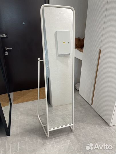 Зеркало напольное IKEA