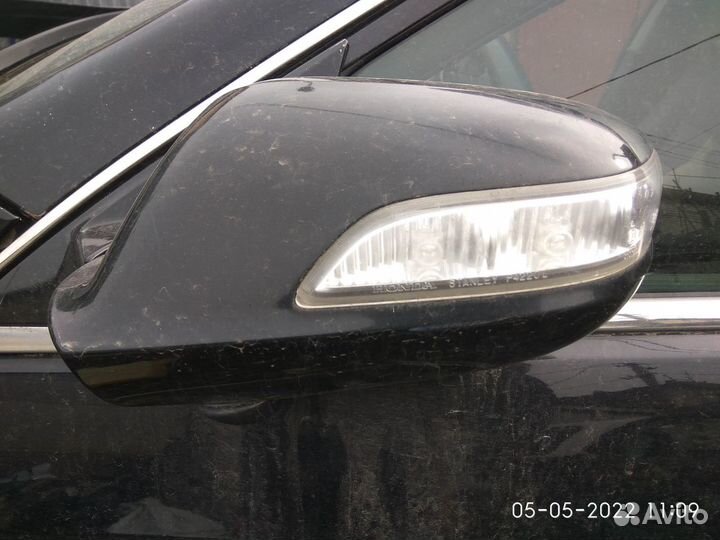 Зеркало левое на Хонда Легенд 2007 года