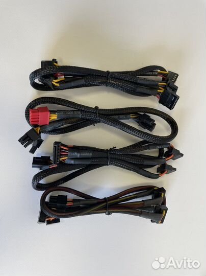 Разные кабеля для модульных блоков питания