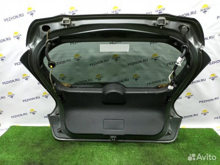 Крышка багажника Nissan Juke внедорожник 1.6 2011