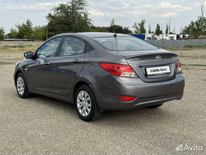 Hyundai Solaris 1.6 AT, 2014, 167 700 км