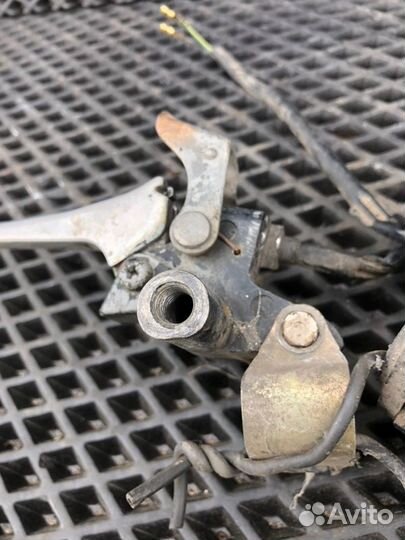 Ручки тормоза Honda Dio AF 27 AF 18E 1998