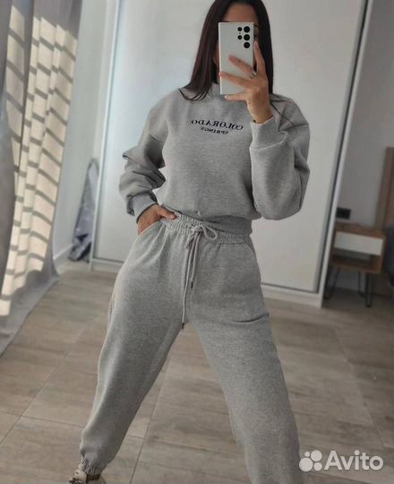 Спортивный костюм женский
