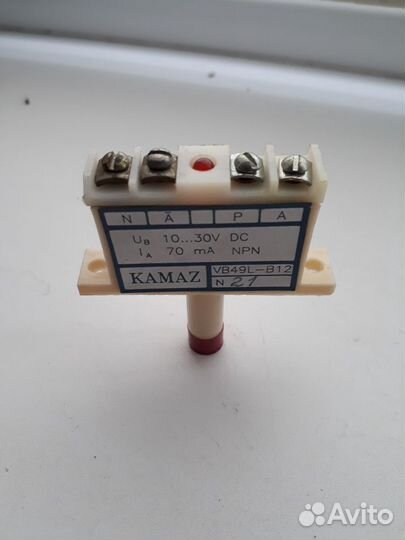 Датчик бесконтактный индуктивный VB49L-B12 kamaz