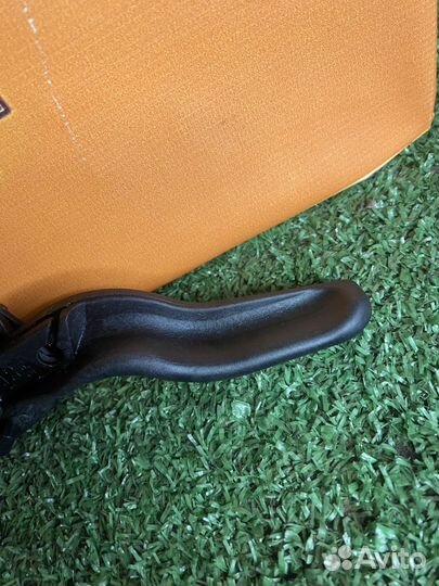 Ручка открывания капота Opel Astra H