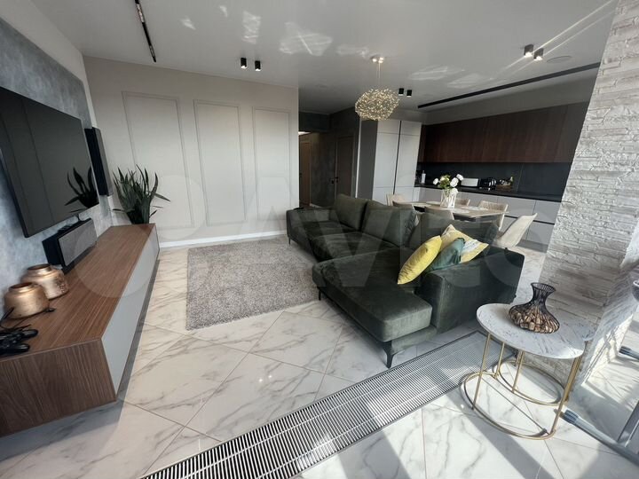 4-к. квартира, 130 м², 13/15 эт.