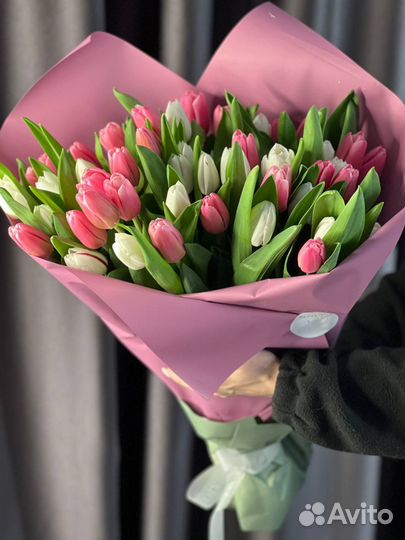 Тюльпаны на 8 марта