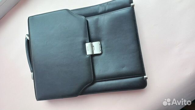 Мужской кожаный портфель