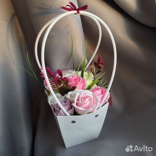 Корзина мыльных роз