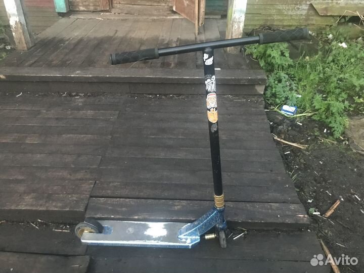 Продам трюковой самокат