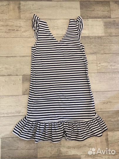 Платье reserved