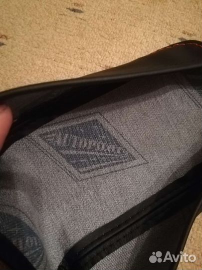 Подголовники, кожаные Kia Rio 4 штуки