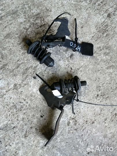 Замок Капота Опель Астра H