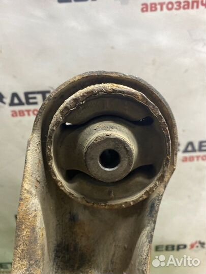 Рычаг задний задний правый Mitsubishi Lancer 9