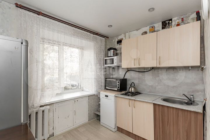 2-к. квартира, 45 м², 1/3 эт.