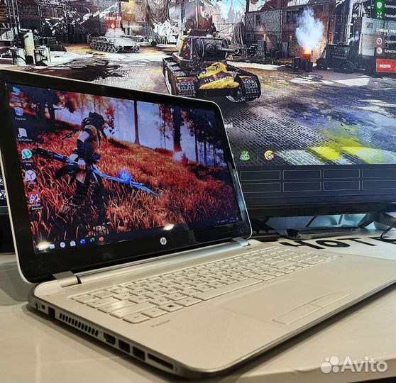 Ноутбук HP SSD256 A10 8gbram 2 видео