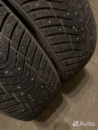 Yokohama Ice Guard IG65 215/55 R17