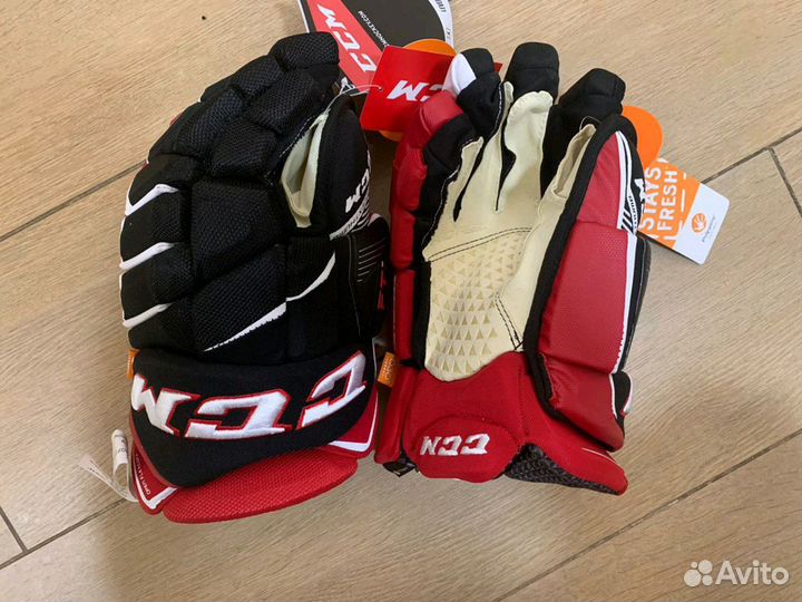 Перчатки хоккейные CCM FT1 новые