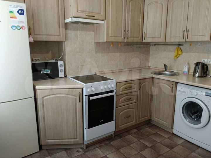 1-к. квартира, 38 м², 2/10 эт.