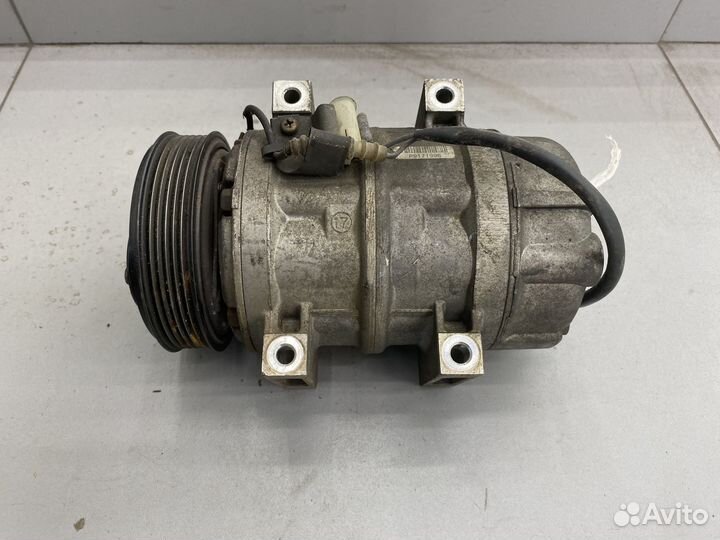 Компрессор кондиционера Volvo S60/S80/XC70/XC90