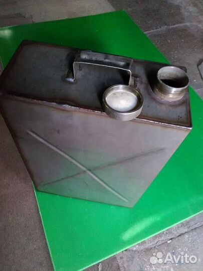 Канистра из нержавеющей стали на 22 литра