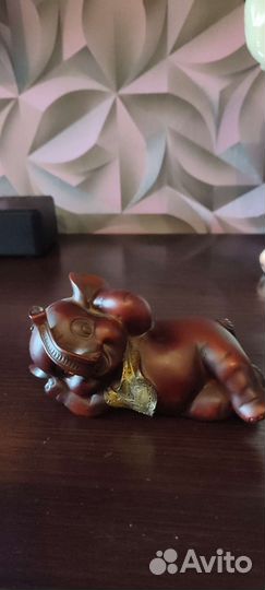 Статуэтка слон дерево