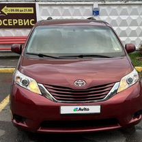 Toyota Sienna 3.5 AT, 2016, 210 000 км, с пробегом, цена 2 200 000 руб.