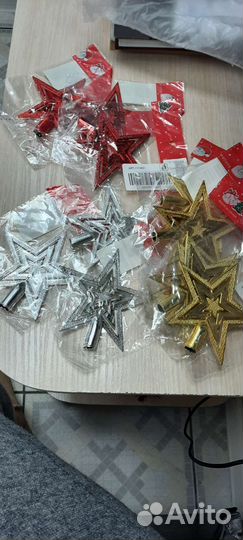 Новогодние игрушки на елку