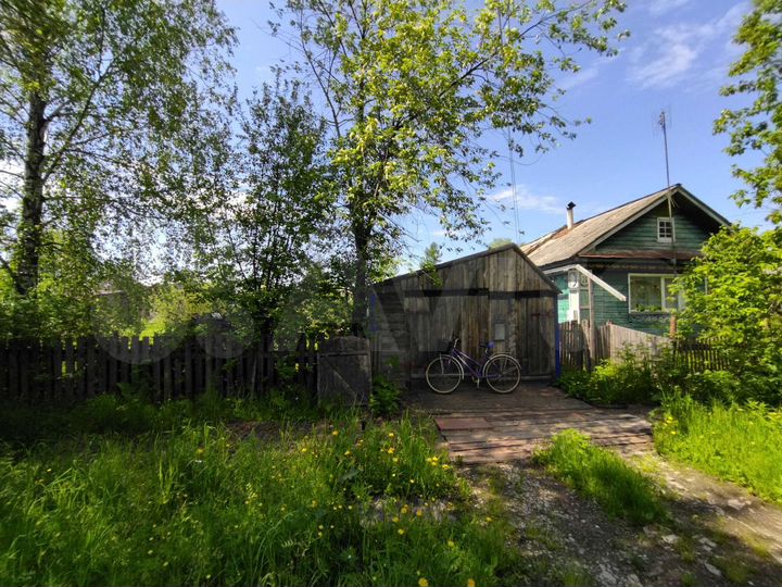 Дом 29,4 м² на участке 11,6 сот.