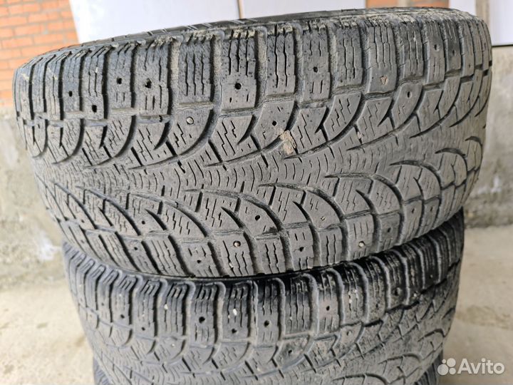 Pirelli Chrono Four Seasons 205/55 R16 31B