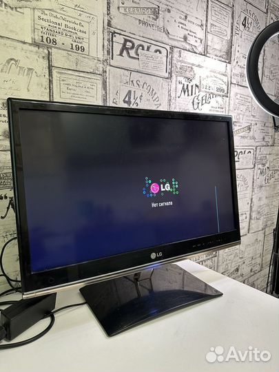 Телевизор LG DM2350D LED
