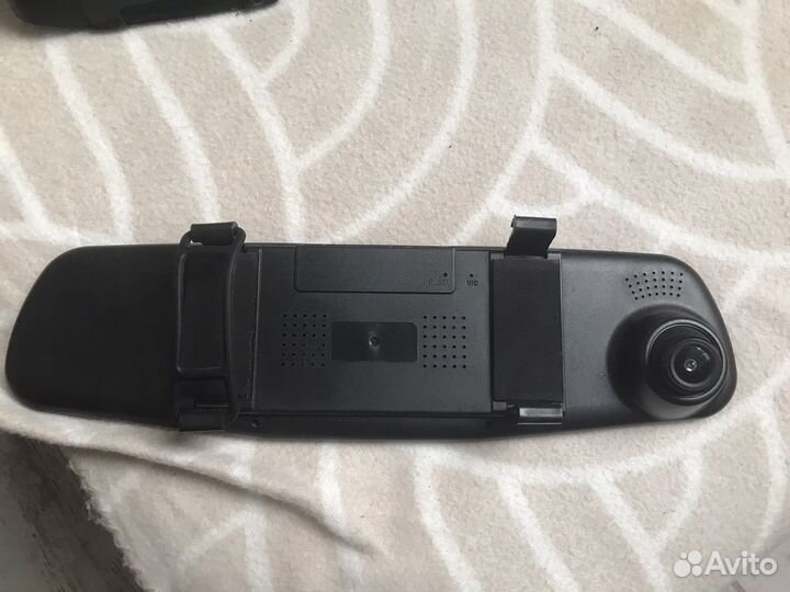 Зеркало с видеорегистратором