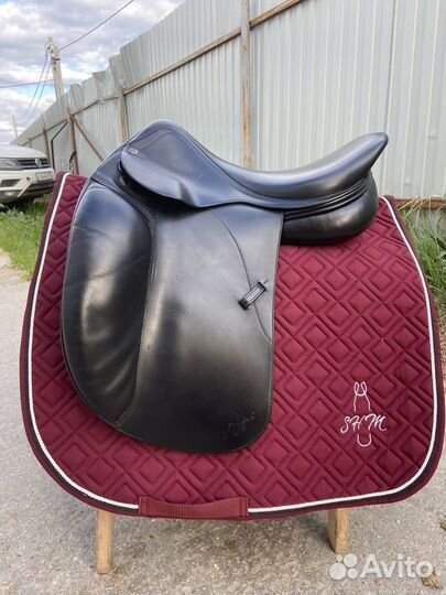 Седло(вернулось с примерки) Equipe Rose 17,5/N