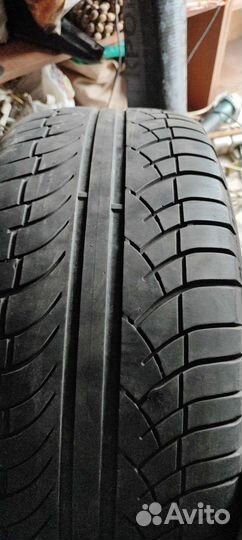 Michelin Latitude Diamaris 235/55 R17